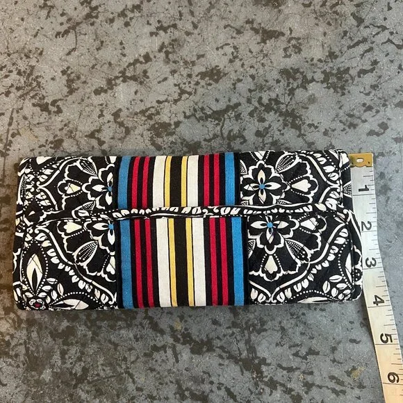 Vintage Barcelona Vera Bradley Trifold Magnetic Wallet - Picture 6 of 7
